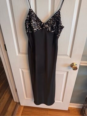 gold sequin prom dresses Long Sleeves Glitter A Line Long Dress Strapless Floral Patterned Black back bow creating an elegant and Bag Color:Palm